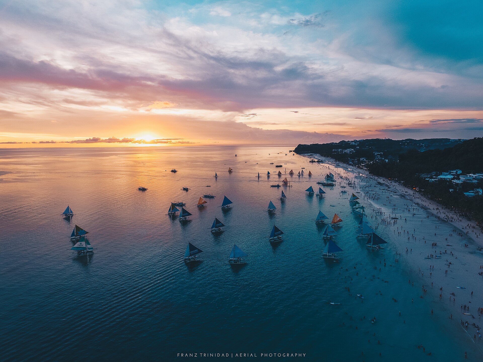 Boracay sunset boats