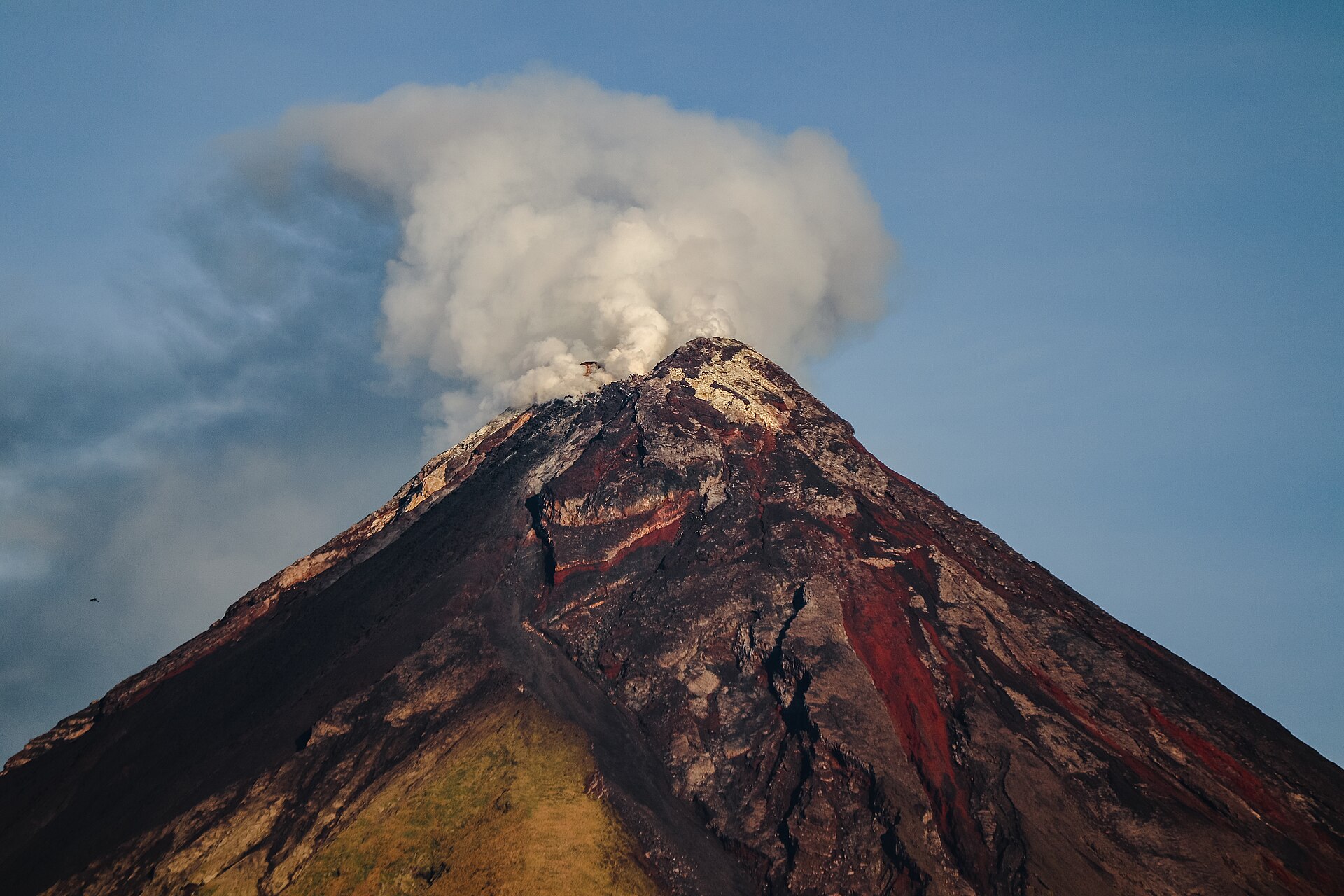 Mayon volcano Philippines